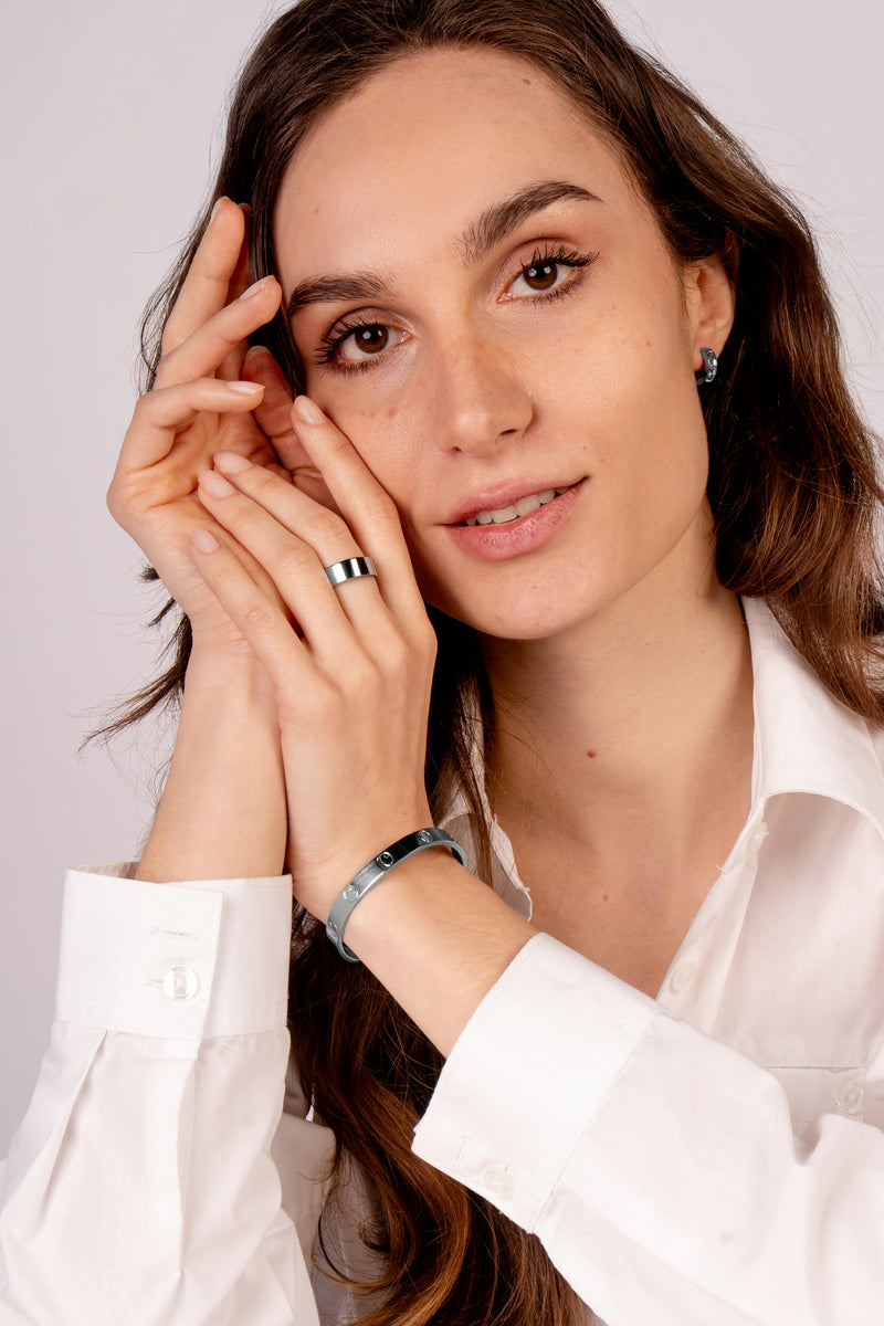 Calmi jewelry